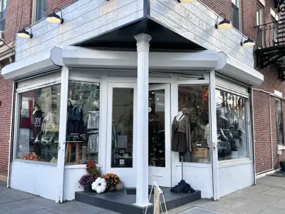 301 Collective, Google photo 1