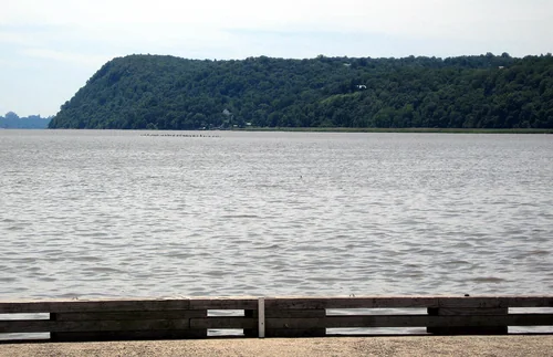 Tallman Mountain State Park